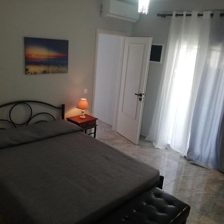 Appartement Anestis 2 à Ágios Geórgios Chambre photo